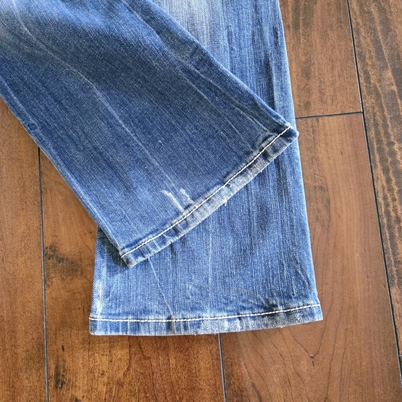 Miss Me Boot Rhinestone Embellished Embroidered Flap Pocket Jeans Women's Sz 27 - Picture 13 of 16